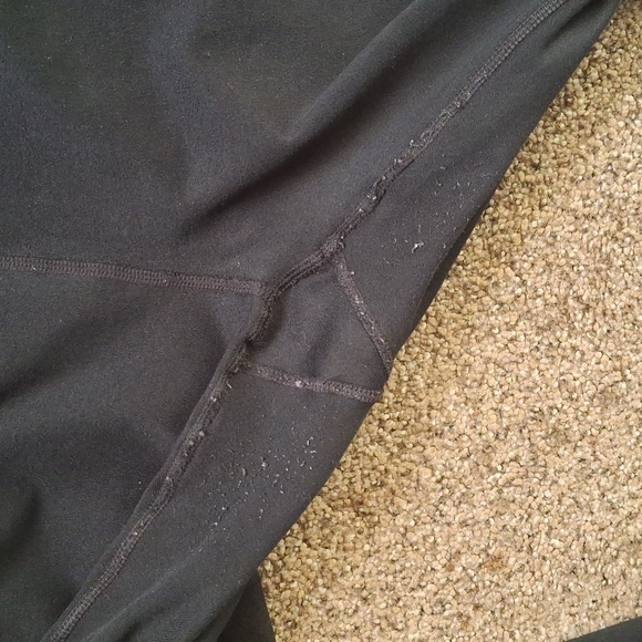 * BEING DONATED 2/28 * Bundle of 3 Black Workout Leggings - Sizes M/L - Picture 4 of 12